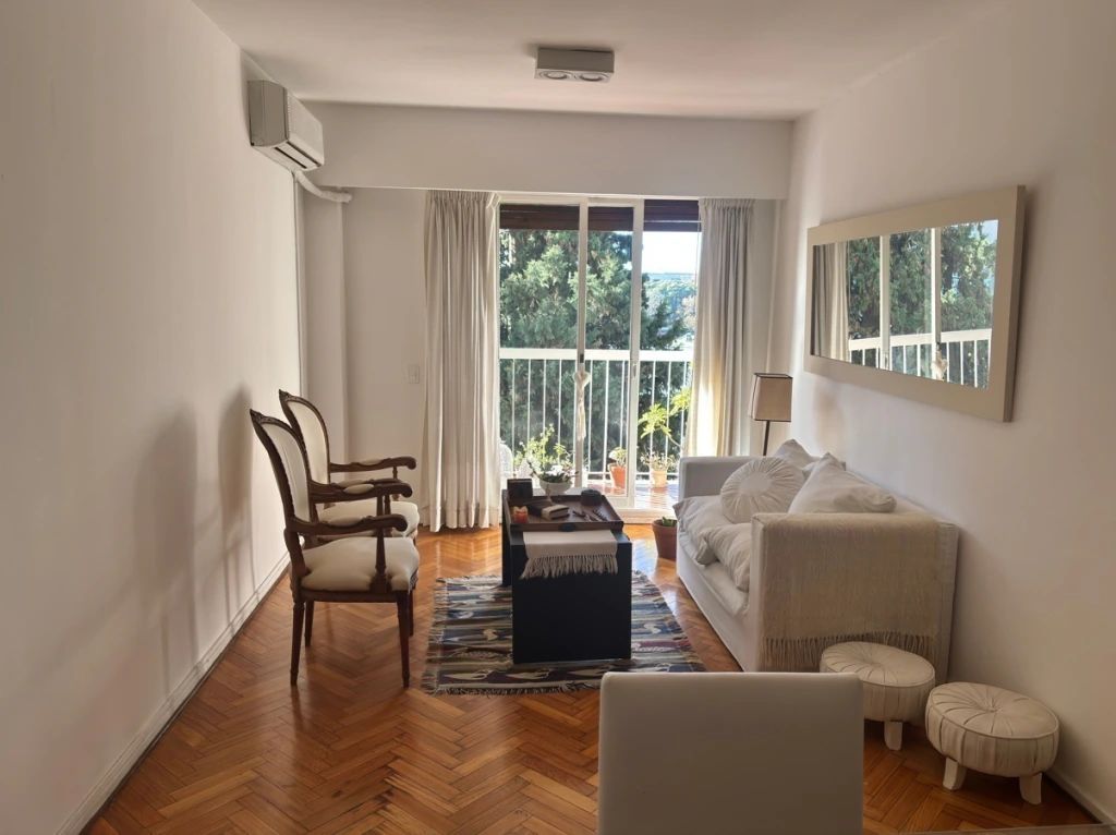 Departamento 2 Ambientes Amoblado con Balcones en Las Cañitas